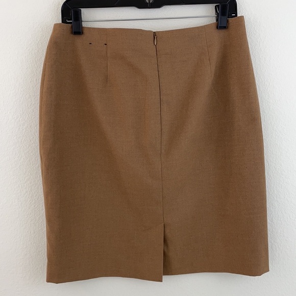 Banana Republic Tan Pencil Skirt - Picture 5 of 9